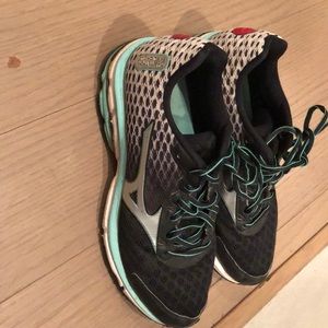 Mixing Black/Teal Running ‘Wave Rider’ Sneakers